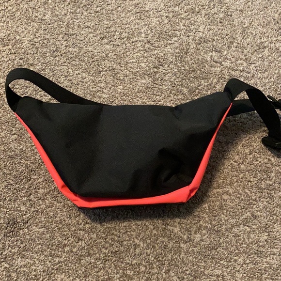 Herschel Fanny - Picture 2 of 3